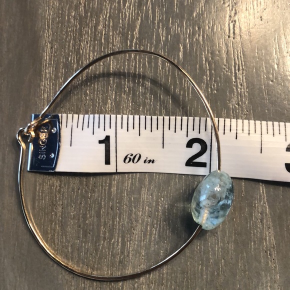 Aquamarine stone in a gold filled cuff bracelet - Picture 7 of 9